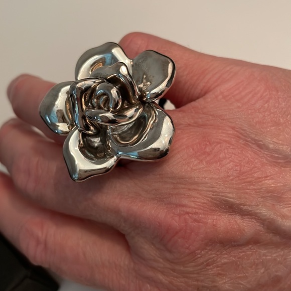 E&L OVERSIZED FLOWER STERLING SILVER RING MADE IN ISRAEL 2RINGS SIZES 7 AND 9 - Picture 4 of 8